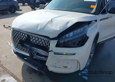 2023 Lincoln Corsair Standard z USA, uszkodzony, nr VIN 5LMCJ1CA0PUL04185